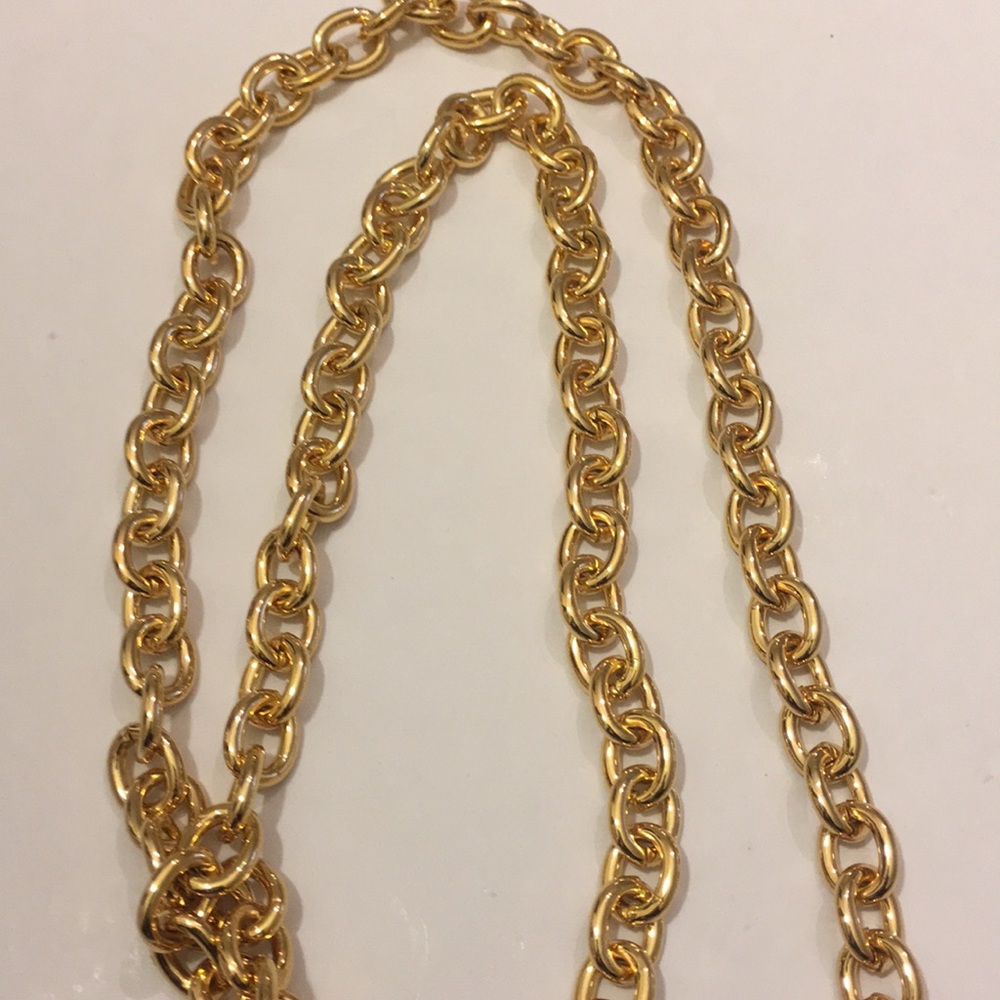 Joan Rivers Gold Charm Chain - Picture 3 of 7